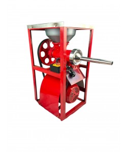 Masina Tocat Carne Nr.32 German Meister  cu motor electric 3 kw ,Palnie pentru carnati ,platforma inox,buton start stop