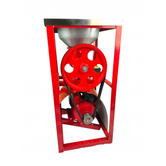 Masina Tocat Carne Nr.32 German Meister  cu motor electric 3 kw ,Palnie pentru carnati ,platforma inox,buton start stop