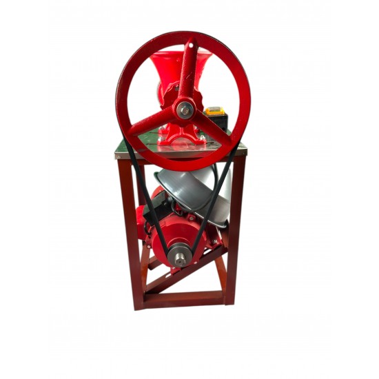 Masina de tocat carne German Meister nr 32 cu motor 3kw, palnie pentru carne si carnati 300 kg/h, buton start stop