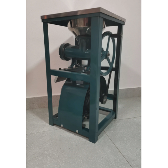 Masina Tocat Carne Nr.32 cu motor, palnie mare si platforma inox, 3.0KW