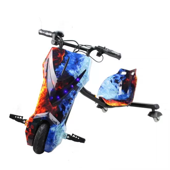 Tricicleta Electrica Drift pentru Copii – Model Fire & Ice cu LED-uri Albastre Tricicleta Electrica Drift pentru Copii – Model Fire & Ice cu LED-uri Albastre