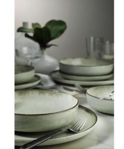 Serviciu de masa Kutahya Porselen Moderna 18 piese pentru 6 persoane din Portelan Verde
