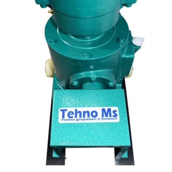 GRANULATOR FURAJE KL-120 cu 3 matrite fara motor GRANULATOR FURAJE KL-120 cu 3 matrite fara motor