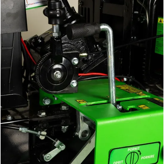 Motocultivator Ride-On Micul Fermier, 17CP, capacitate cilindrica 530 CC, motor 4 timpi, 4X4, 4 viteze, 2 cutii de viteze, pornire electrica, sistem hidraulic