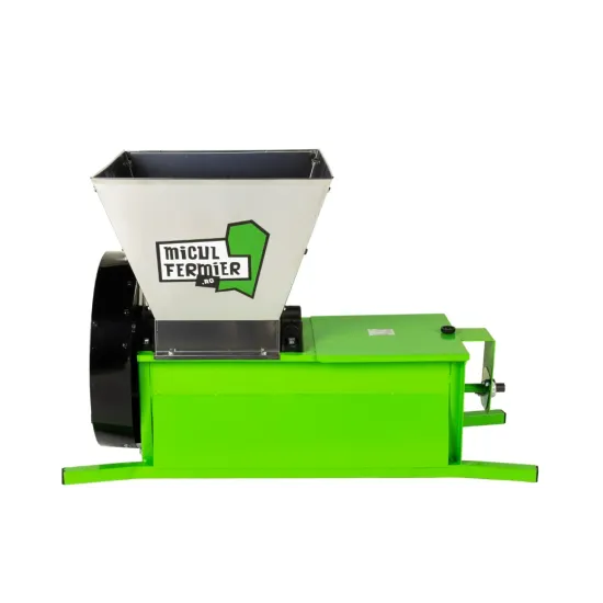 Zdrobitor struguri electric Micul Fermier 0.55kW, cuva 30L, capacitate maxima de productie 1000 Kg/h, cu desciorchinator
