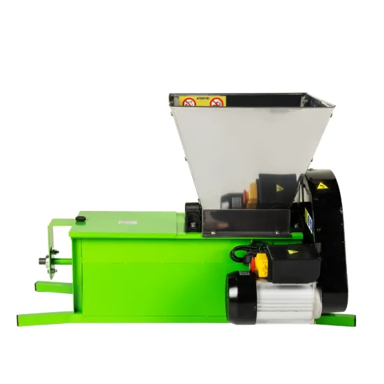 Zdrobitor struguri electric Micul Fermier 0.55kW, cuva 30L, capacitate maxima de productie 1000 Kg/h, cu desciorchinator