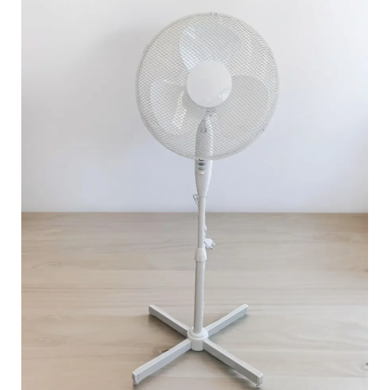 Ventilator cu picior ,50w, 3 viteze, inaltime reglabila, Alb