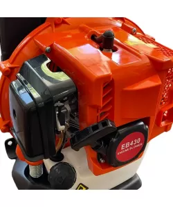 Suflanta de frunze pe benzina, 42.7cc, 6800 rpm Suflanta de frunze pe benzina, 42.7cc, 6800 rpm