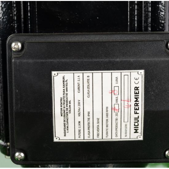 Razatoare de legume si fructe fara samburi Micul Fermier, 1.1KW, capacitate de productie 1200Kg/h, volum 35L