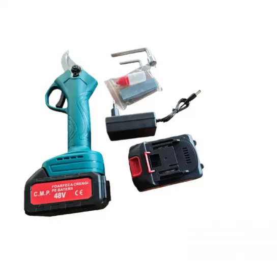 Set foarfeca + mini drujba si tija telescopica Motoyama Japan, 4 acumulatori 48V 8 ah