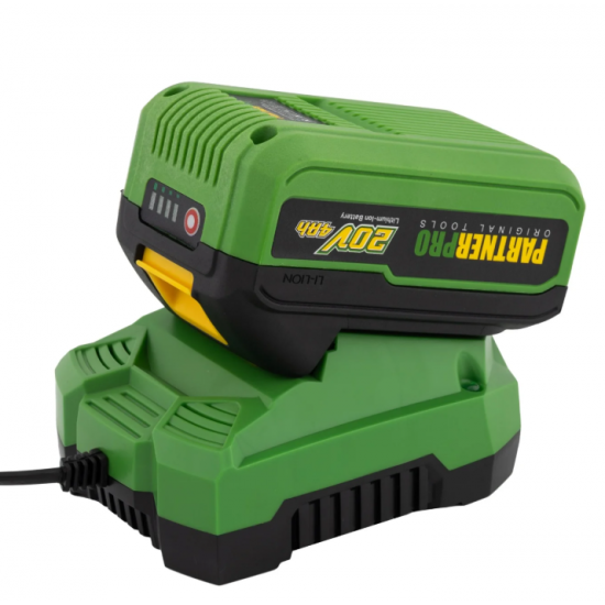 Mașină de tuns gard viu pe acumulator PARTNER PRO PP-BHT2052 20V, 2700 rpm , nu contine acumulator și încărcător.