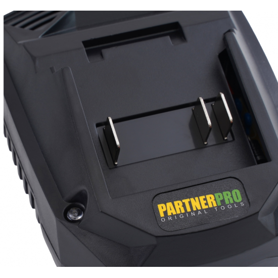 Set foarfecă de grădină și fierăstrău cu lanț pe acumulator PARTNERPRO PP-FF 5 IN 1, 2 acumulatori 20 V/2Ah Brushless