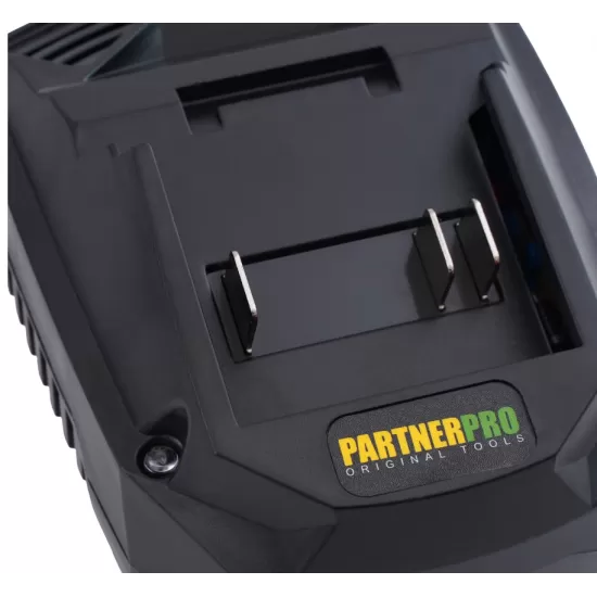 Set foarfecă de grădină și fierăstrău cu lanț pe acumulator PARTNERPRO PP-FF 5 IN 1, 2 acumulatori 20 V/2Ah Brushless