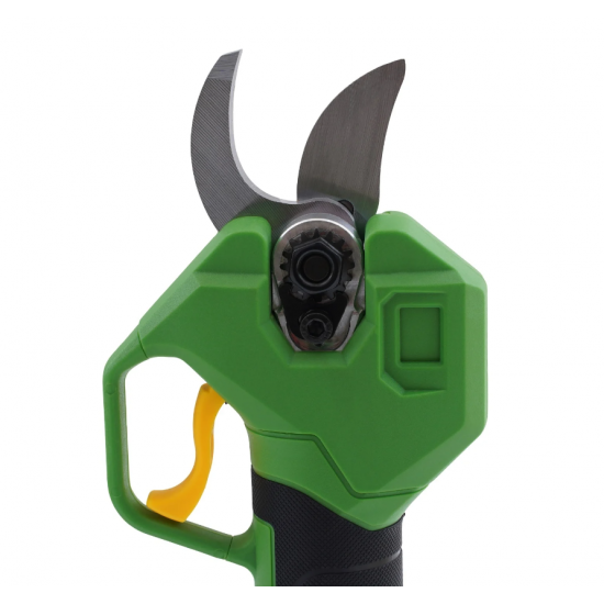 Set multifunctional pe acumulator, foarfeca de gradina, fierastrau cu lant, trimmer si tija telescopică PARTNERPRO, 2 acumulatori, brushless PP-FFTP 7 IN 1