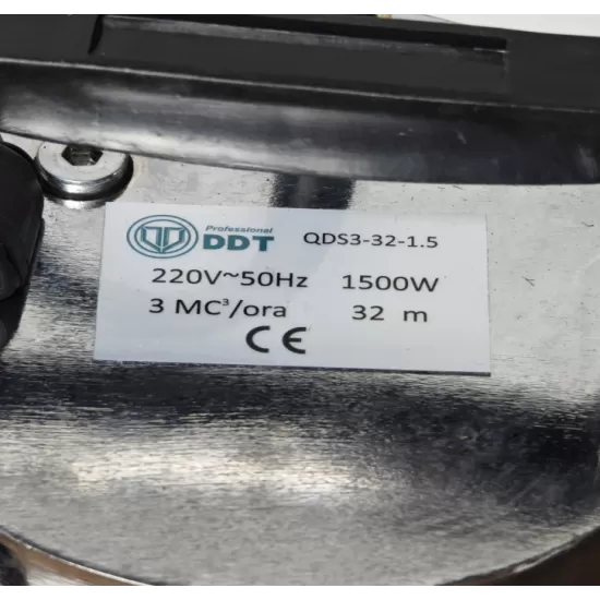 Pompa submersibilă pentru apă curată DDT Professional QDS3-32-1.5, 1500W, 3 m³/h, 32 m cu buton on-off