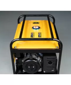Generator curent pe benzina SWAT 6500W, 15CP, cu acumulator 18Ah, priza 220V x2 si 12V Generator curent pe benzina SWAT 6500W, 15CP, cu acumulator 18Ah, priza 220V x2 si 12V