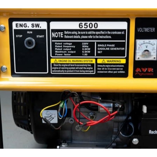 Generator curent pe benzina SWAT 6500W, 15CP, cu acumulator 18Ah, priza 220V x2 si 12V