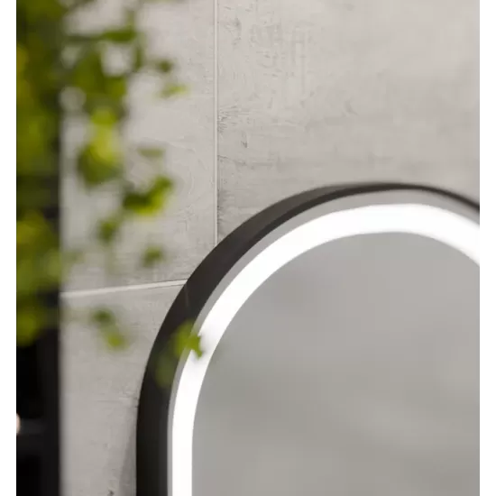 Oglinda LED Senzor Helmut Sistem Dezaburire, Ceas si Temperatura 50x80 cm Rama Negru Brushed Marcello Funghi Oglinda LED Senzor Helmut Sistem Dezaburire, Ceas si Temperatura 50x80 cm Rama Negru Brushed Marcello Funghi
