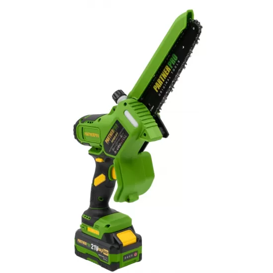 Mini Fierăstrău cu Lanț și Acumulator PPBS-84 PARTNERPRO, Brushless, 21V / 4Ah, Indicator sarcină Mini Fierăstrău cu Lanț și Acumulator PPBS-84 PARTNERPRO, Brushless, 21V / 4Ah, Indicator sarcină