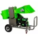 Tocator de crengi Micul Fermier, motor benzina 7CP, 80mm diametru maxim de taiere, pentru brichete Tocator de crengi Micul Fermier, motor benzina 7CP, 80mm diametru maxim de taiere, pentru brichete
