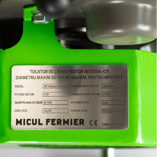Tocator de crengi Micul Fermier, motor benzina 7CP, 80mm diametru maxim de taiere, pentru brichete