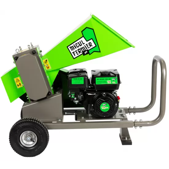 Tocator de crengi Micul Fermier, motor benzina 7 CP, 60 mm diametru maxim de taiere, pentru brichete Tocator de crengi Micul Fermier, motor benzina 7 CP, 60 mm diametru maxim de taiere, pentru brichete