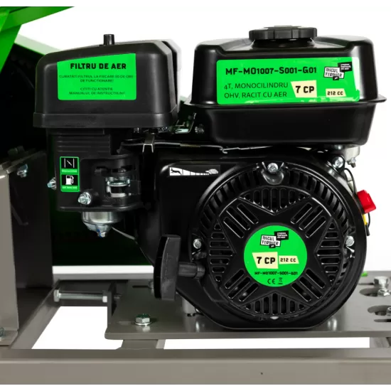 Tocator de crengi Micul Fermier, motor benzina 7 CP, 60 mm diametru maxim de taiere, pentru brichete Tocator de crengi Micul Fermier, motor benzina 7 CP, 60 mm diametru maxim de taiere, pentru brichete
