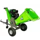 Tocator de crengi Micul Fermier, motor benzina 15 CP, cu carlig de remorcare, 150 mm diametru maxim de taiere, pentru rumegus Tocator de crengi Micul Fermier, motor benzina 15 CP, cu carlig de remorcare, 150 mm diametru maxim de taiere, pentru rumegus