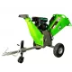 Tocator de crengi Micul Fermier, motor benzina 15 CP, cu carlig de remorcare, 150 mm diametru maxim de taiere, pentru rumegus Tocator de crengi Micul Fermier, motor benzina 15 CP, cu carlig de remorcare, 150 mm diametru maxim de taiere, pentru rumegus