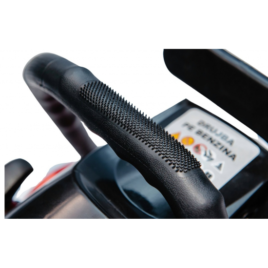 Pachet  Drujba benzina  8.5cp + 3 lanturi + 3 lame + x2 ulei ungere lant 1L + x2 ulei amestec 0.5L + x2 bujii + accesorii + manusi protectie, MOTOYAMA JAPAN