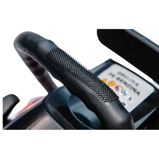 Pachet Drujba benzina 8.5cp + 3 lanturi + 3 lame + x2 ulei ungere lant 1L + x2 ulei amestec 0.5L + x2 bujii + accesorii + manusi protectie, MOTOYAMA JAPAN