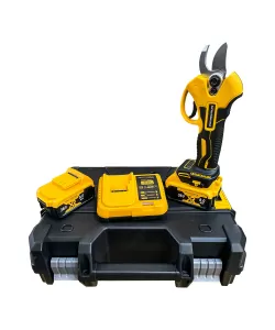 Foarfeca de gradina KraftWorld cu 2 acumulatori 36V 8 Ah Foarfeca de gradina KraftWorld cu 2 acumulatori 36V 8 Ah