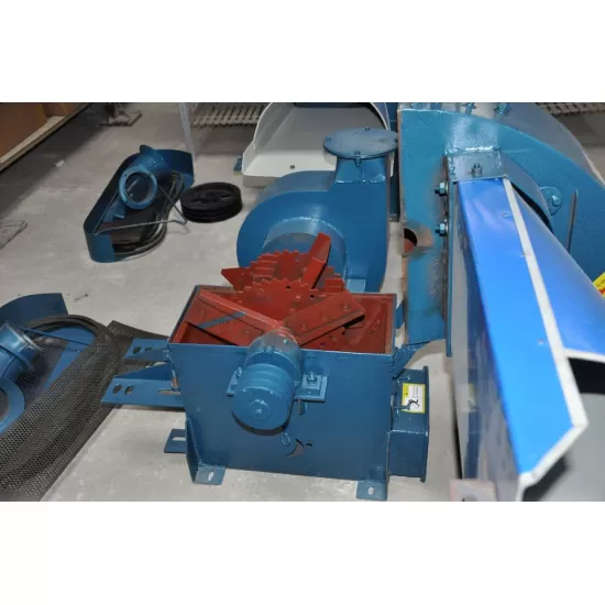 Moara cereale si tocator resturi vegetale cu turbina (2 in 1), EuroTehno MS40-28A, 2000Kg/Ora, 380V, fara motor