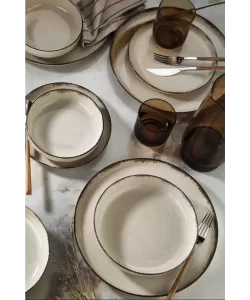 Serviciu de masa Kutahya Porselen Moderna 18 piese pentru 6 persoane din Portelan Scortisoara Serviciu de masa Kutahya Porselen Moderna 18 piese pentru 6 persoane din Portelan Scortisoara