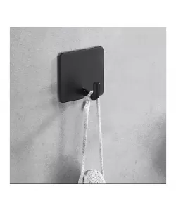 Agatator cu Autoadeziv Negru GJ650 Agatator cu Autoadeziv Negru GJ650