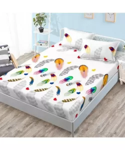 Husa Alba cu Pene Colorate pentru Pat Dublu si 2 Fete de Perna, Bumbac, 180*200cm, HS/47 Husa Alba cu Pene Colorate pentru Pat Dublu si 2 Fete de Perna, Bumbac, 180*200cm, HS/47