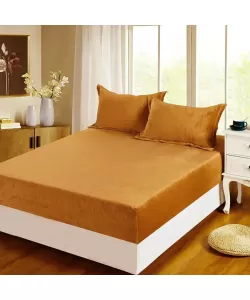 Husa Crem Inchis pentru Pat Dublu si 2 Fete de Perna, 180*200 cm, Frotir, H02/221 Husa Crem Inchis pentru Pat Dublu si 2 Fete de Perna, 180*200 cm, Frotir, H02/221