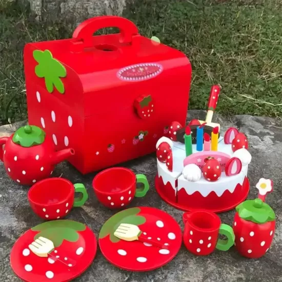 Joc Interactiv Tort de Aniversare cu Capsuni Rosu 14 Piese Joc Interactiv Tort de Aniversare cu Capsuni Rosu 14 Piese