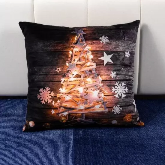 Pernita Decorativa Brad, Multicolora Pernita Decorativa Brad, Multicolora