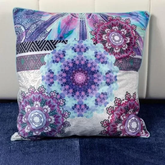 Pernita Decorativa cu Motive Florale, Multicolora