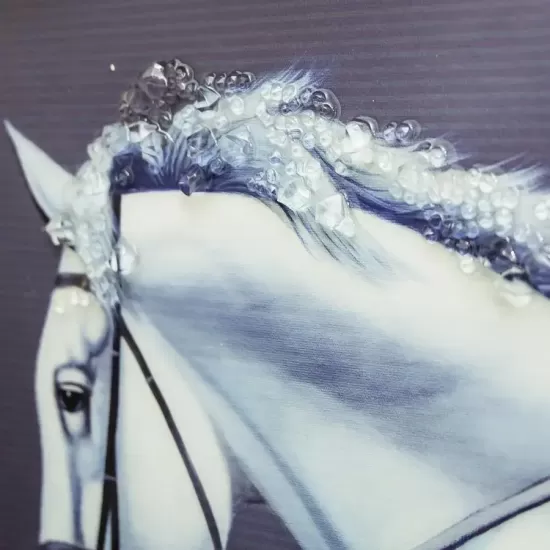 Tablou Cal Alb cu Coama Alba 43x33cm, Rama Aurie, TBL19/AU