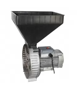 Moara cereale Gazda M71, Uruitor electric 1.7 kW Cuva Mare, 20 ciocanele Moara cereale Gazda M71, Uruitor electric 1.7 kW Cuva Mare, 20 ciocanele