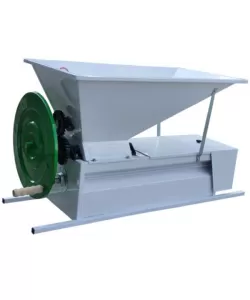 Zdrobitor manual de struguri cu desciorchinator 1200 kg/h Zdrobitor manual de struguri cu desciorchinator 1200 kg/h