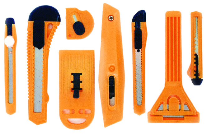 Basic 8Pcs/Set cuttere diverse BS